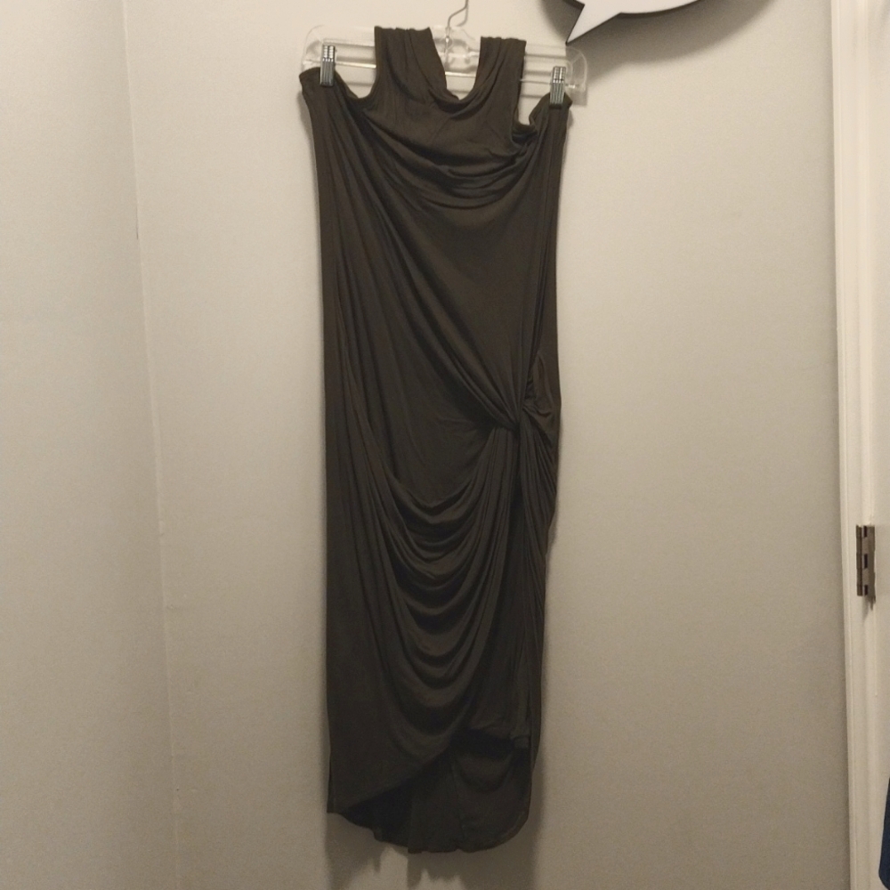 Plus size tshirt dress with twist knot ruching